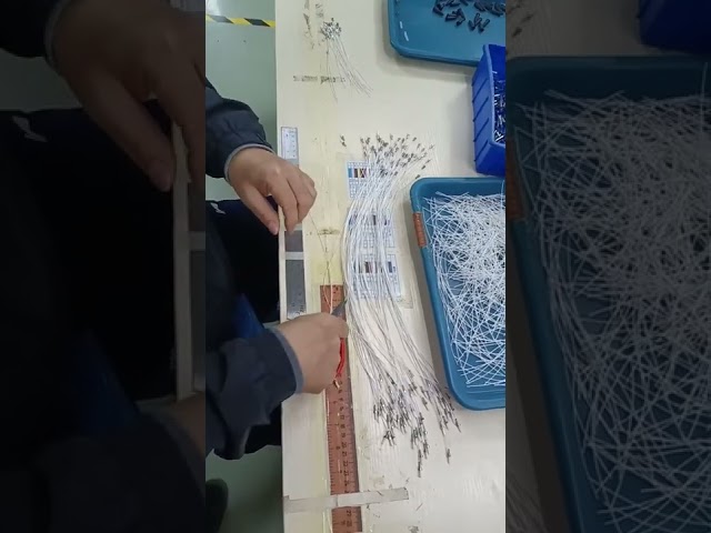 OM3-150 LC Loopback światłowodowy z kablem multimodowym 50/125um i utratą wstawienia ≤ 0,3 dB