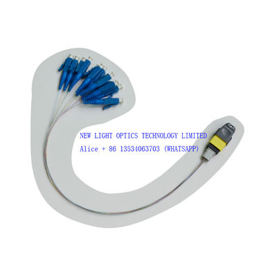 kupować 8-żyłowy kabel OM3 Multimode MPO MTP z polaryzacją B żeńską do szybkiego przesyłu danych online manufacture