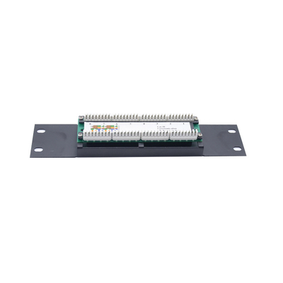 Czarne 1U 2U metalowe przedwykonane panele patch Ethernet z zarządzaniem kablami